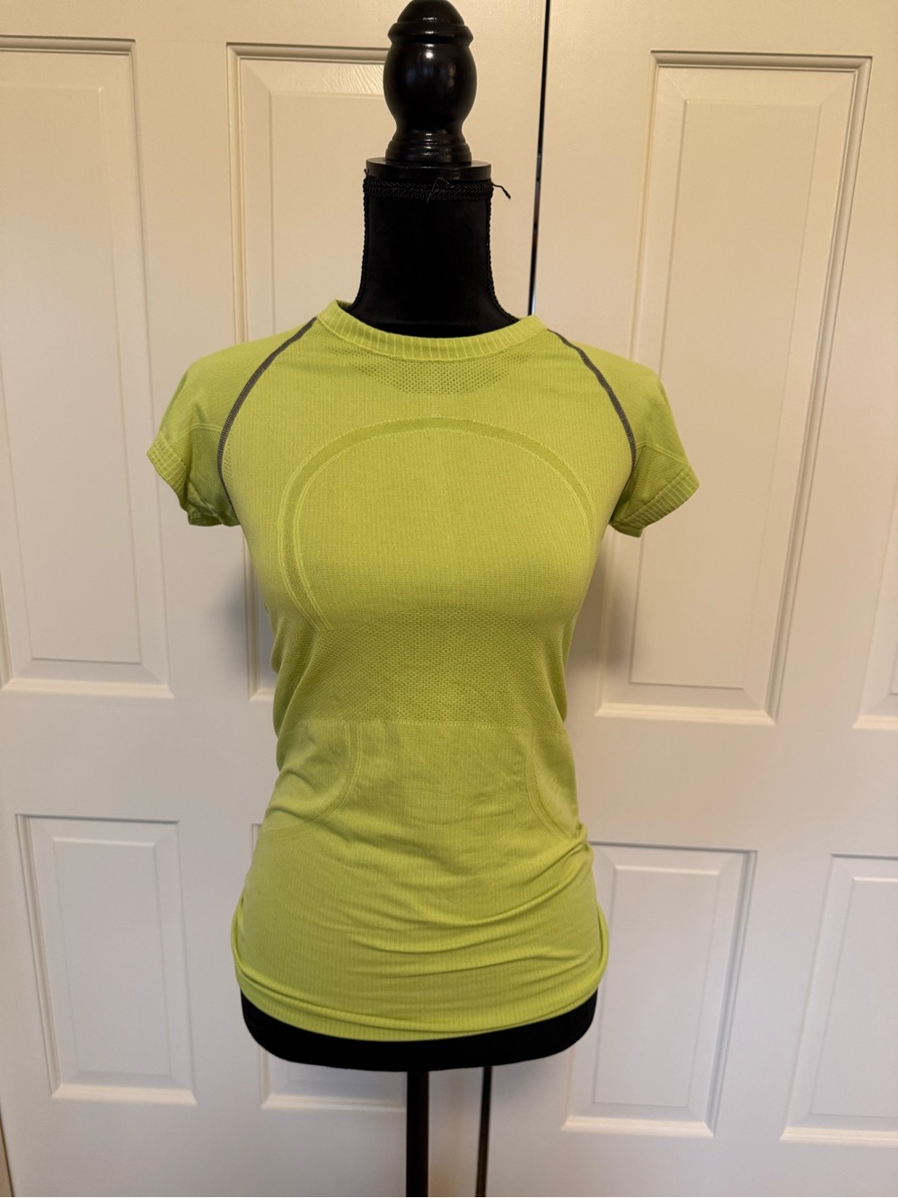 lululemon athletica swiftly tech Lime Green Seamless Short Sleeve Top